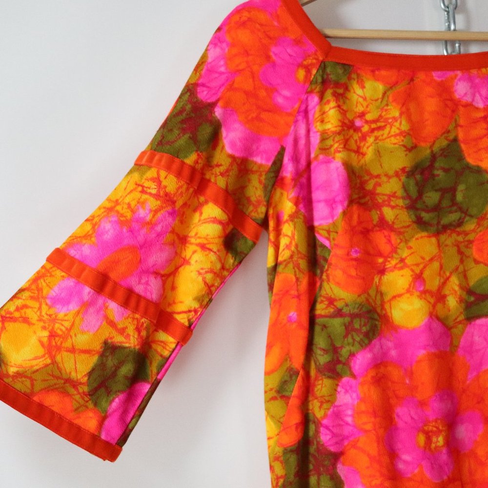 ❌SOLD❌vintage 60s 70s neon floral hawaiian dress - Picture 5 of 8